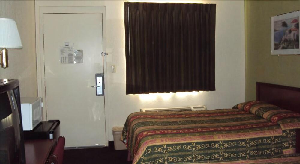Days Inn By Wyndham Farmington Nm Εξωτερικό φωτογραφία